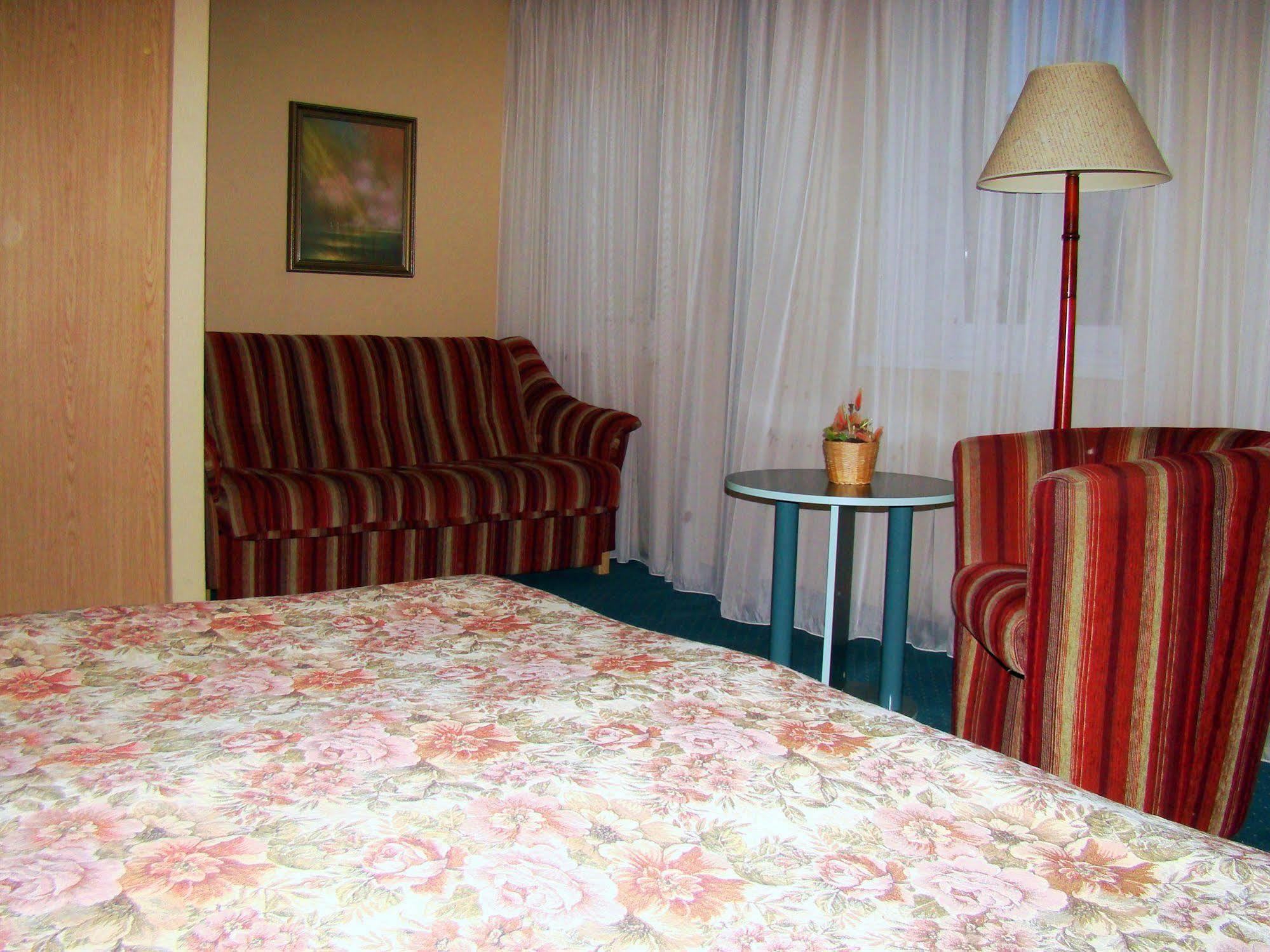 Jure Hotel พาลังกา ภายนอก รูปภาพ