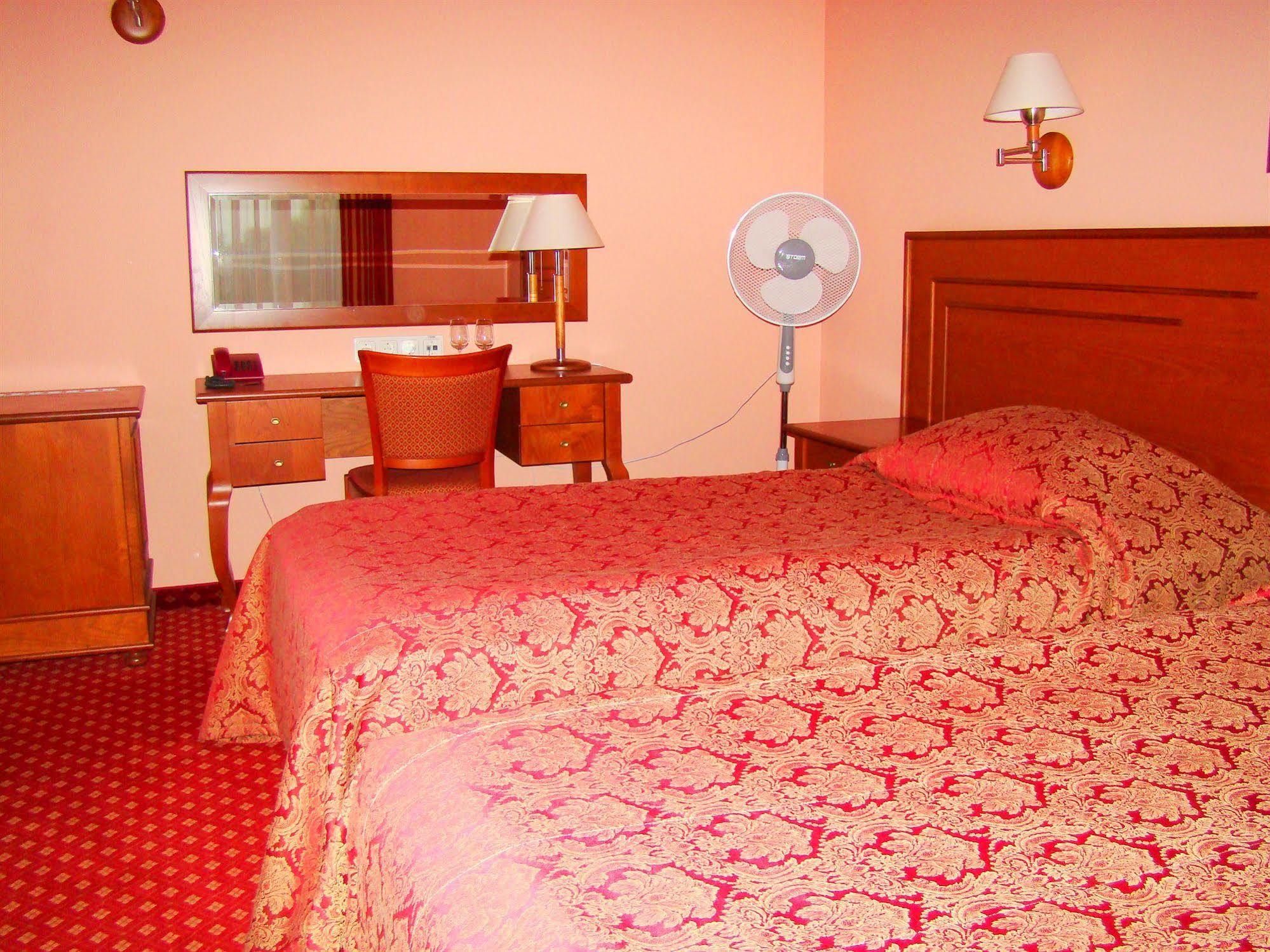 Jure Hotel พาลังกา ภายนอก รูปภาพ